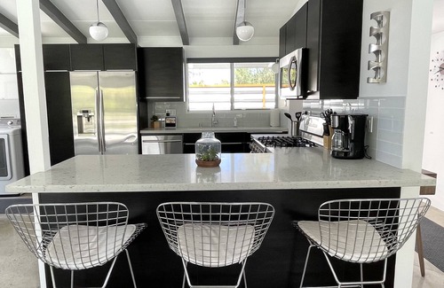 Magnesia Falls Cove House | Recently Renovated Mid Century Retreat In The Desert