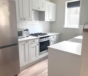 Southampton House | Recently renovated 3 bed home