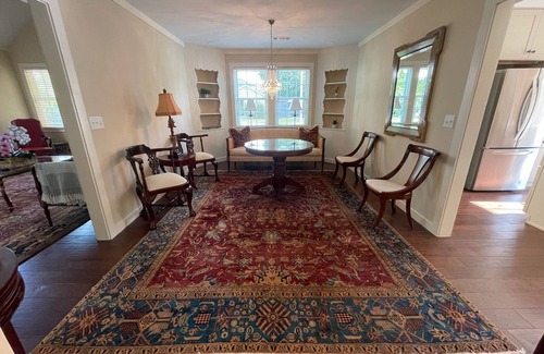 Moultrie House | Recently renovated & beautifully decorated home close to downtown Moultrie!