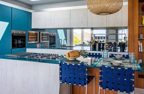Flamands Villa | Recently Renovated Contemporary 3 BDRM Villa w Pool