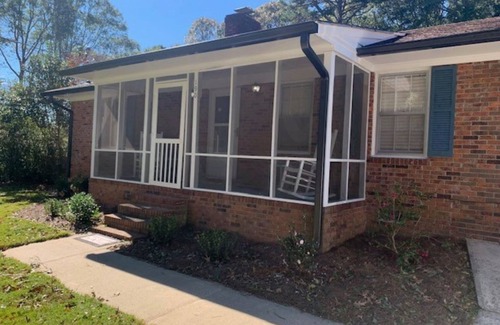 Athens House | Recently Renovated home minutes from UGA and DT