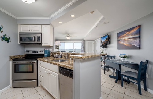 Midtown Ocean City Condo | Recently renovated Midtown Location with Magnificent Bay Views and Sunset