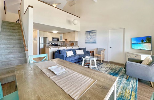 Kapaa Condo | Recently Updated Beachfront Oceanfront Condo! Walk to Old Town Kapa'a