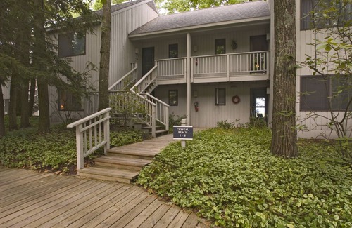Glen Arbor Condo | Recently updated condo with granite, marble and stainless steel appliances.