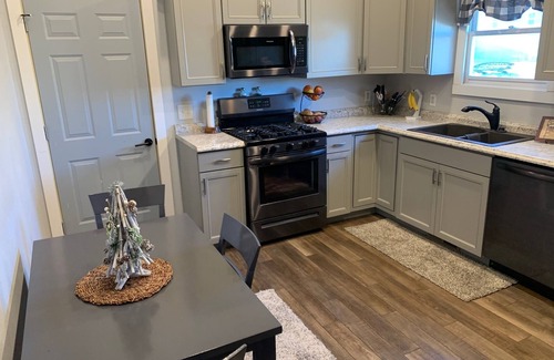 Sturgis House | Recently updated home w/1car garage. Easy access to I-90. Fully furnished.