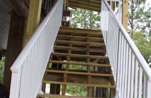 Surf Side Shores Cottage | Recently Updated! Palmetto Paradise 2bd 1.5 bath. Sleeps 6.