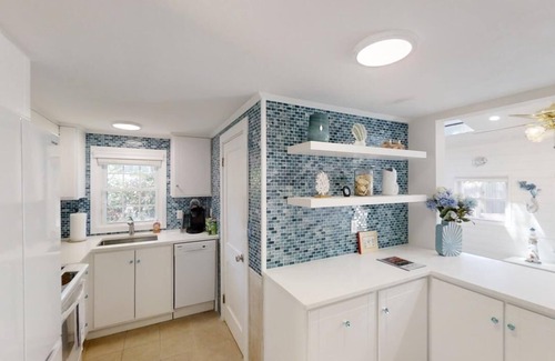 Bass River House | Recently updated cottage walk to activities and 1 mile to beach!