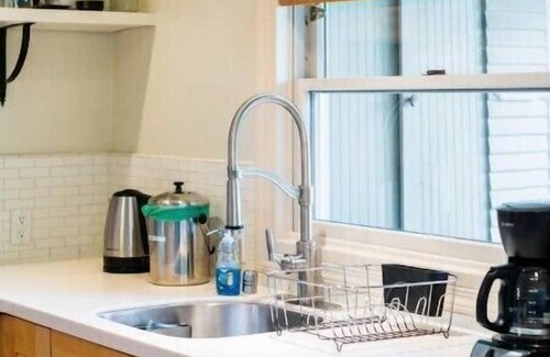 Bernal Heights Apartment | Recharge in Lush Gardens in the Heart of Bernal Heights