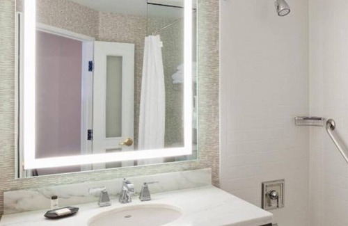 Woodbury House | Recharge in the Most Comfortable Space! Free
