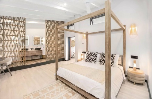 Fryes Beach Hotel | Recharge + Reconnect in This Stunning 3 Bedroom with Kitchen Oceanview Sanctuary