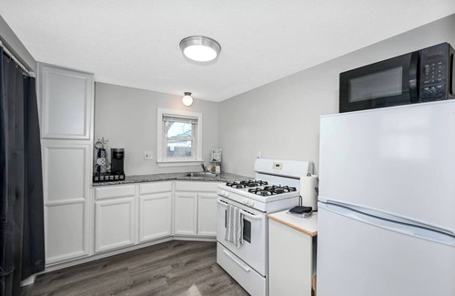 Vermilion House | Recharge & Reconnect: Your cozy Vermilion nest