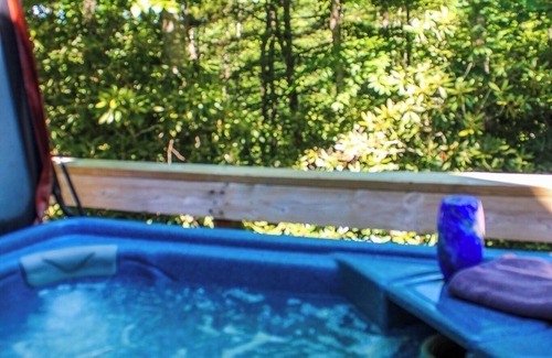 Crumpler Ski Chalet | Reconnect This Sept in a Private Mtn Retreat @ Wildflower Ridge