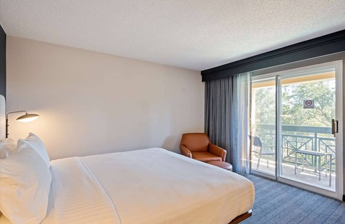 San Ramon Hotel | Recreate Sensational Memories! Fireplace! Close to Danville South Park