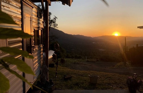 Oakhurst RV Rental | Recreational vehicle (RV) ∙ 1 bedroom ∙ 2 guests