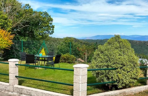 San Xoan de Rio House | RECUNCHIÑO