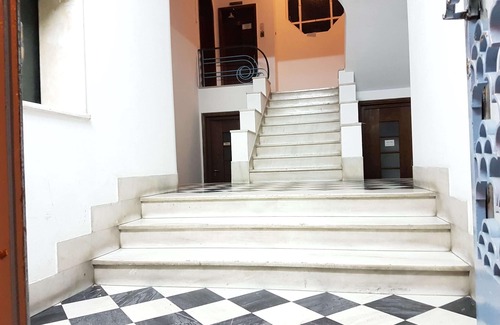 Kypseli Apartment | Red Apartment - Athens Center, 8 BD, 2 BATH