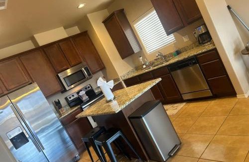 Alamogordo House | Red Arroyo Great Neighborhood 4 BD 2BTH