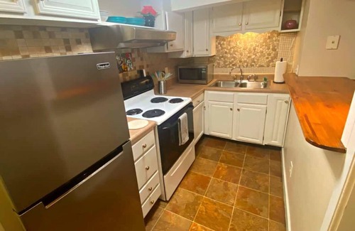 Red Bank Apartment | Red Bank Cozy Nest! S