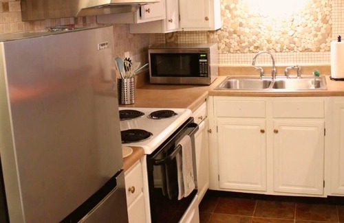 Red Bank Apartment | Red Bank Cozy Nest! S