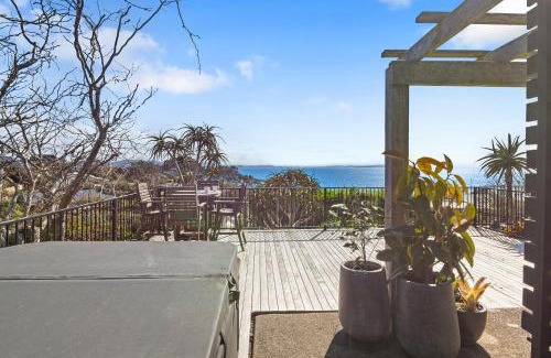 Red Beach Apartment | Red Beach Retreat - Whangaparaoa Peninsula