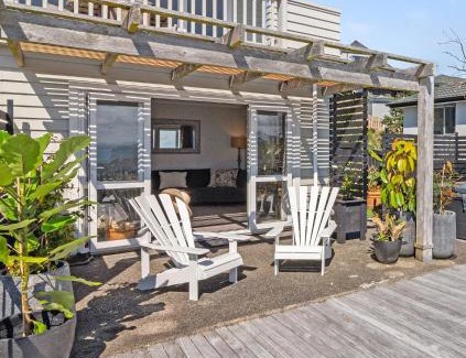 Red Beach Apartment | Red Beach Retreat - Whangaparaoa Peninsula