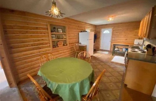Beltrami County Cabin | Red Bear Beach Front Log Cabin and Guided Snobear Rental