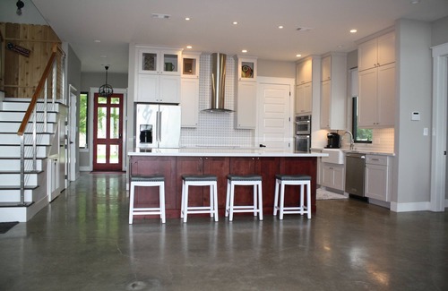 Brenham House | Red Berry Hollow for a Wedding Party, Aggie Event, Round Top or Family Retreat!