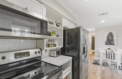 Taylor House | Red Brick Farm House