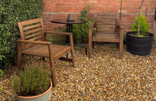 Yeovil Apartment | Red Brick House