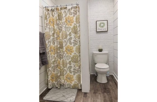 Mount Airy House | Red Brush Charmer - Home Away from Home