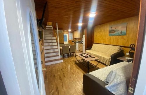 Ulcinj House | Red cabin