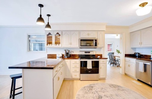 Graysville House | Red Clay Farmhouse Retreat in Cleveland