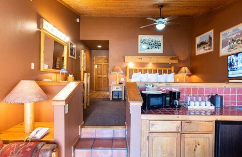 Moab Hotel | Red Cliffs Lodge Moab