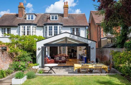 Canterbury House | Red Doors