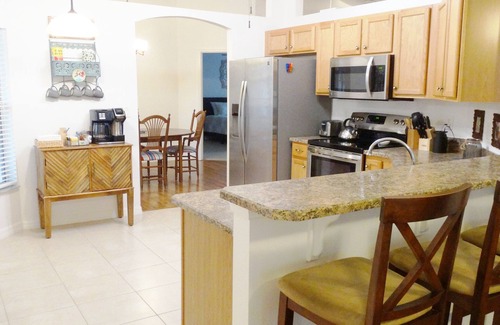 Roseland House | Red Fish, Blue Fish- Sebastian 3/2 Home, sleeps 6, close to river