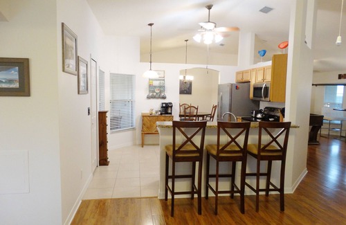 Roseland House | Red Fish, Blue Fish- Sebastian 3/2 Home, sleeps 6, close to river