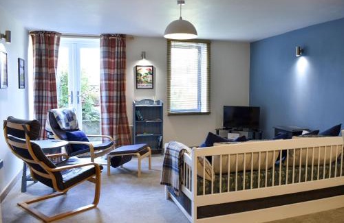 Shap House | Red Gable Cottage