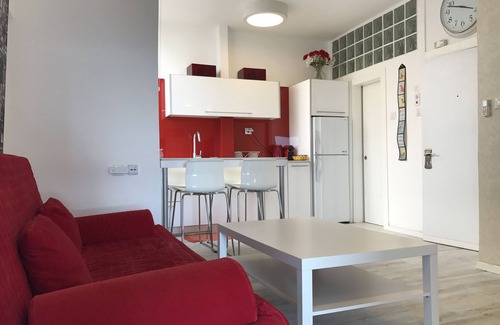 Tel Aviv Promenade House | Red Gordon Beach Apartment