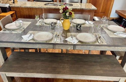 River Run Condo | Red Hawk REMODELED 1140 sq ft, FEELS like a 3 BEDROOM, 2 bed, 3 bath with Murphy