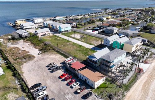 Flour Bluff House | Red Head Pond LV105