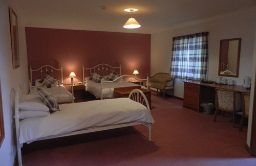 Coupar Angus Hotel | Red House Hotel
