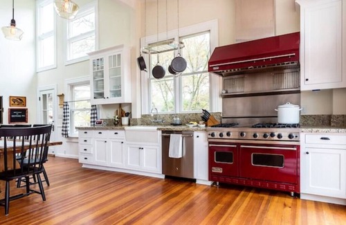 Paso Robles House | Red House Paso- Modern Farmhouse Downtown