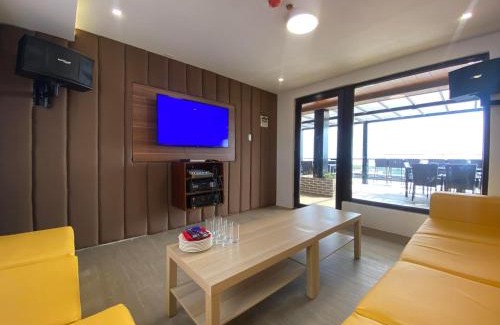Calbayog Hotel | Red Iron Hotel