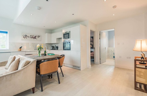 Petersfield Cottage | RED KITE COTTAGE, family friendly in Froxfield, Hampshire