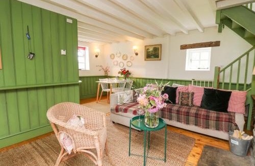 Llandeilo House | Red Kite Lodge