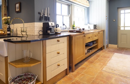 Old Bewick House | Red Lion House - a family break that sleeps 11 guests in 6 bedrooms