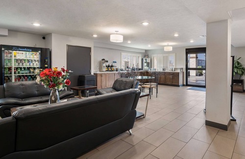 Ontario Hotel | Red Lion Inn & Suites Ontario