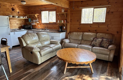 Manitoulin District Cabin | Red Lodge Resort