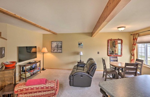 Red Lodge House | Red Lodge Retreat with Porch about 7 Mi to Skiing!