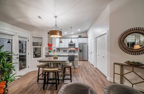 Ivins House | Red Mountain Oasis Entire home Pet Friendly 5 minutes- Snow Canyon Park-Tuacahn